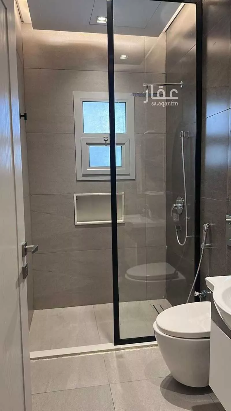 3 bedroom building in Al Malqa, Riyadh 6