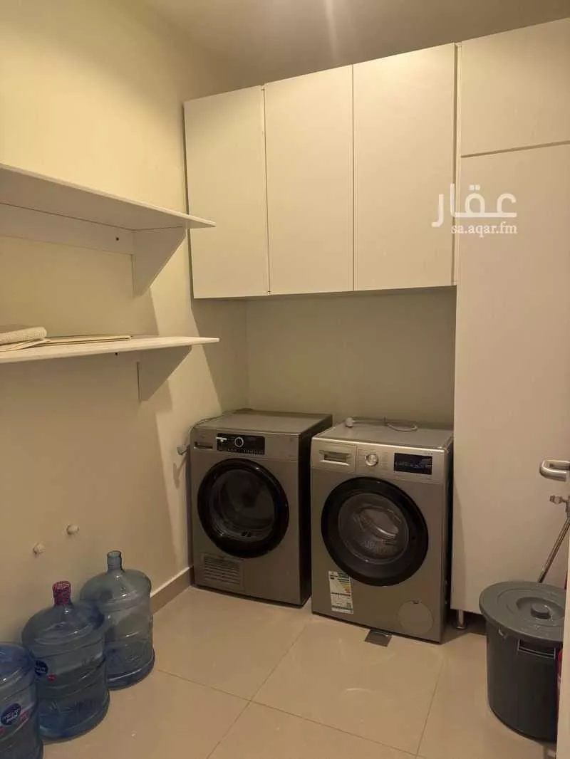 4 bedroom apartment in Al Rabie, Riyadh 7