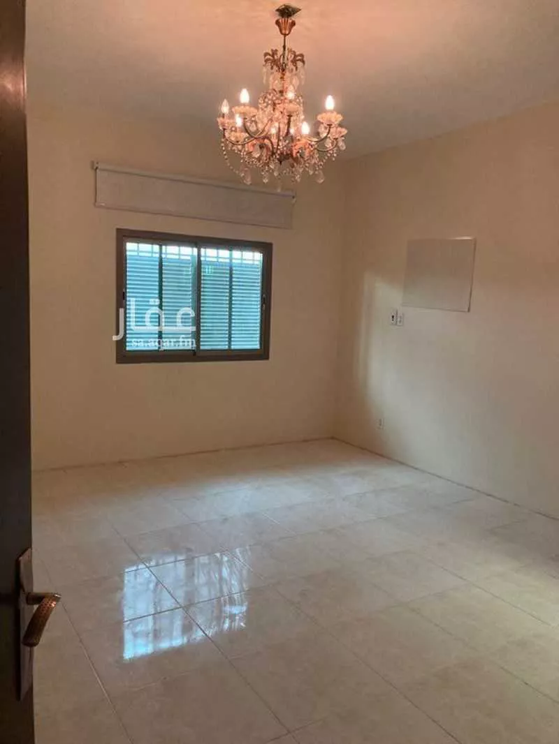 دور 5 غرف في الجامعيين 1