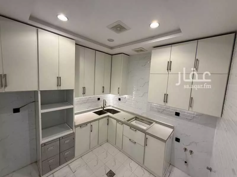 4 bedroom apartment in Al Manar, Jeddah 8