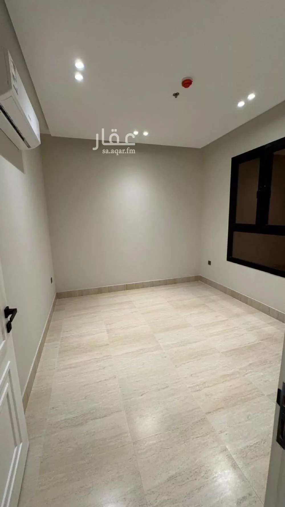 شقة 3 غرف في الحمرا 2