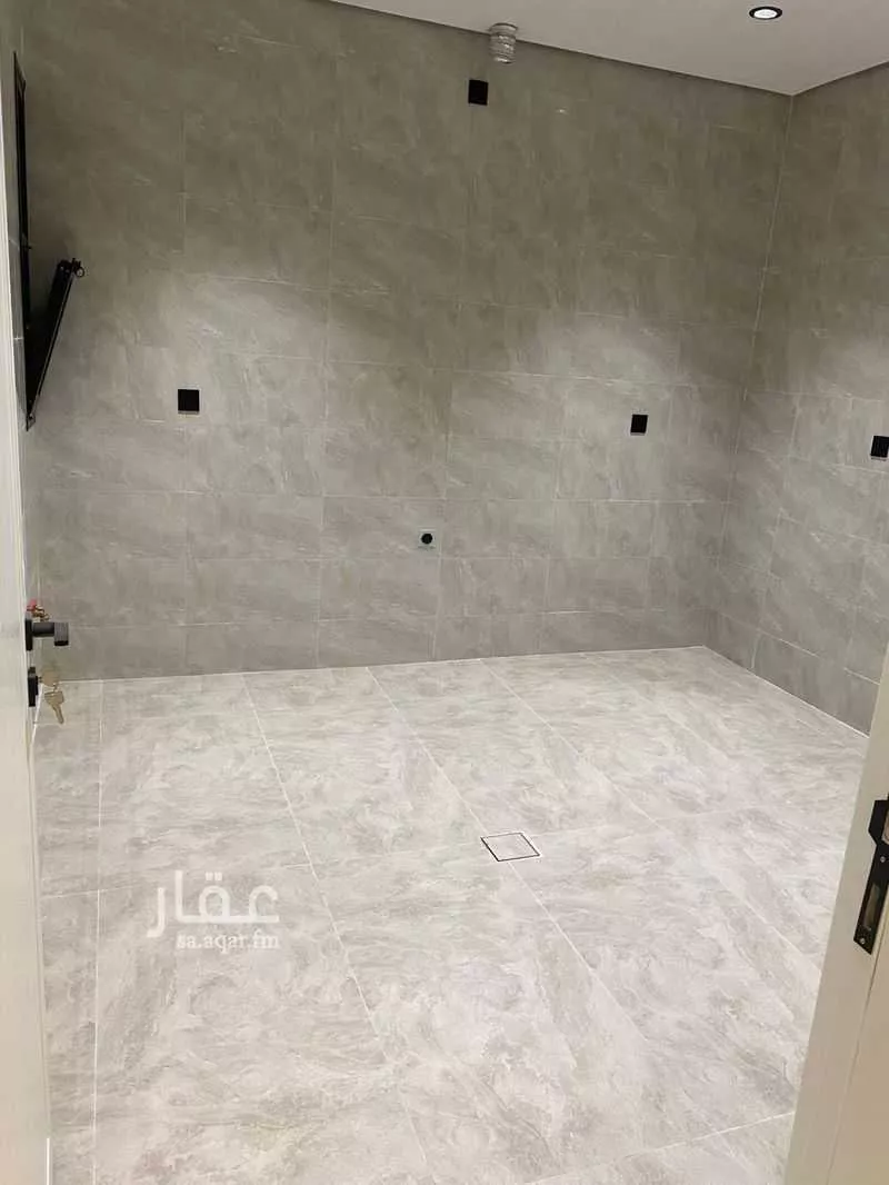 شقة 3 غرف في الحمرا 5