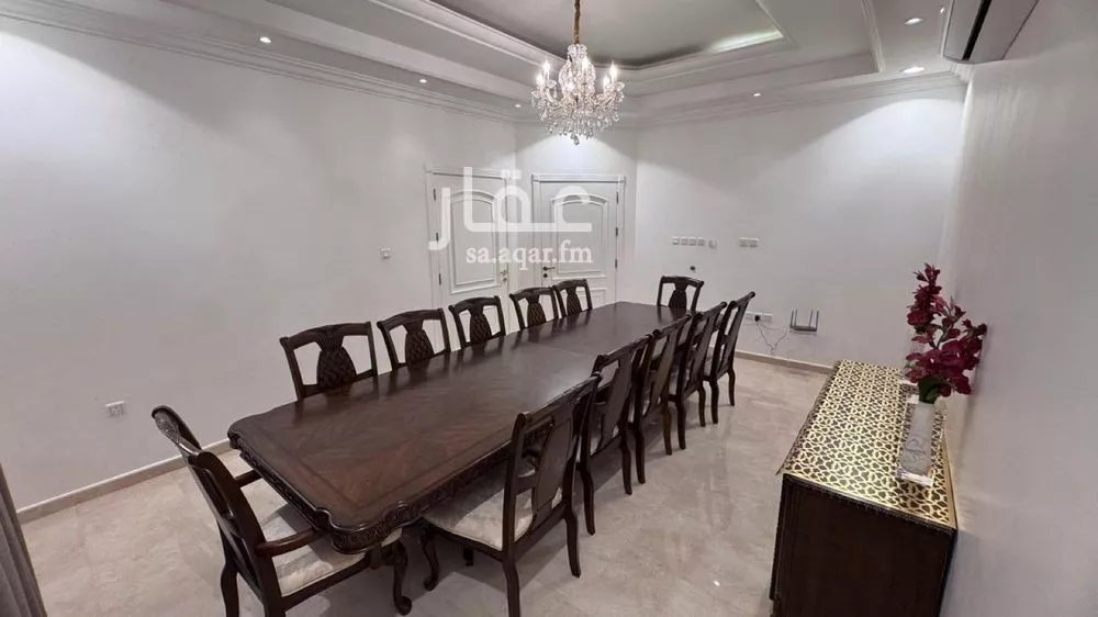 فيلا 13 غرف في الشعلة 5