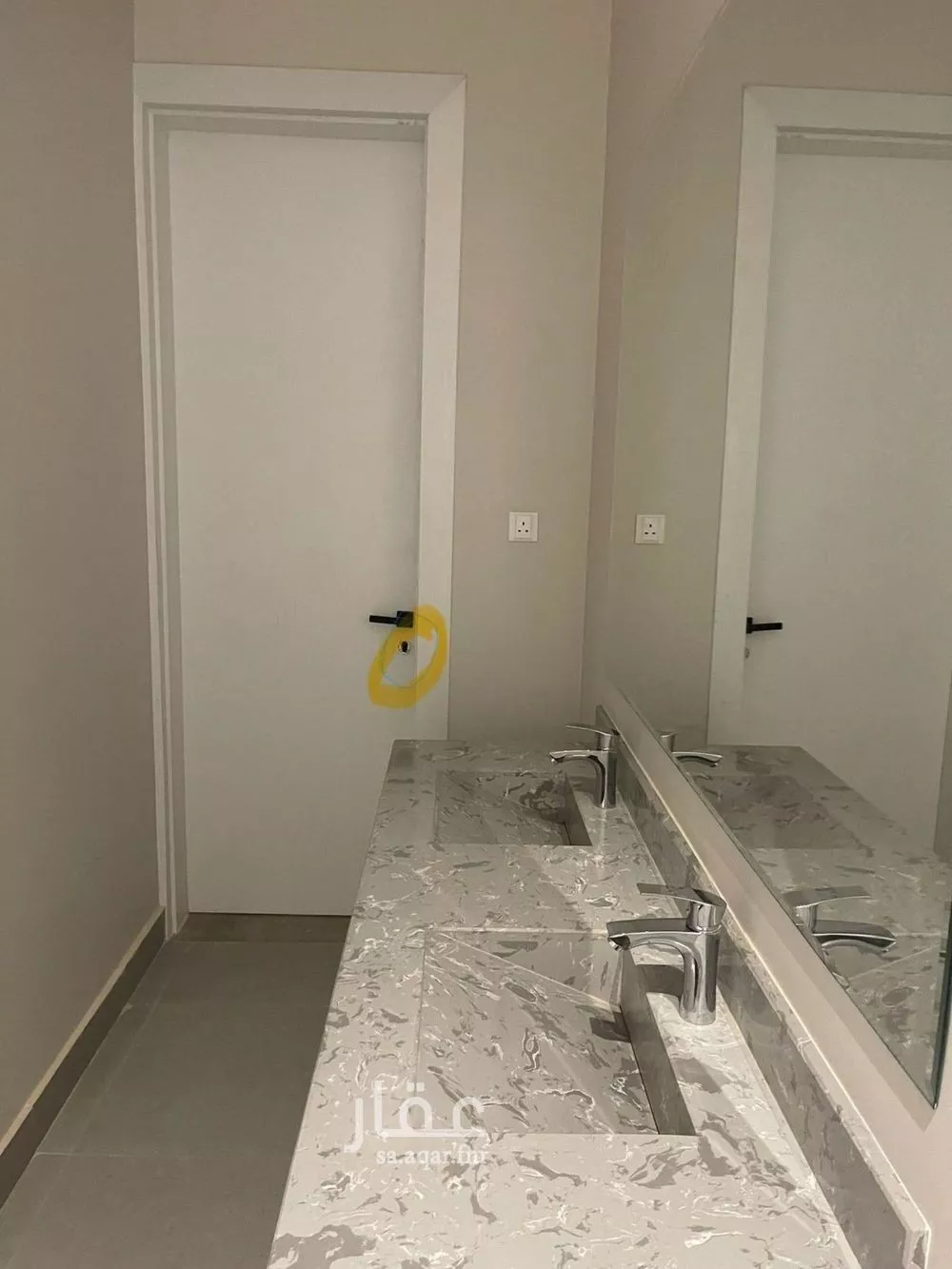 5 bedroom floor in Al Rimal 1