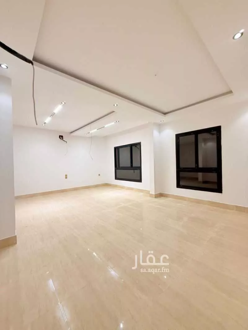 شقة 5 غرف في الحمرا 5