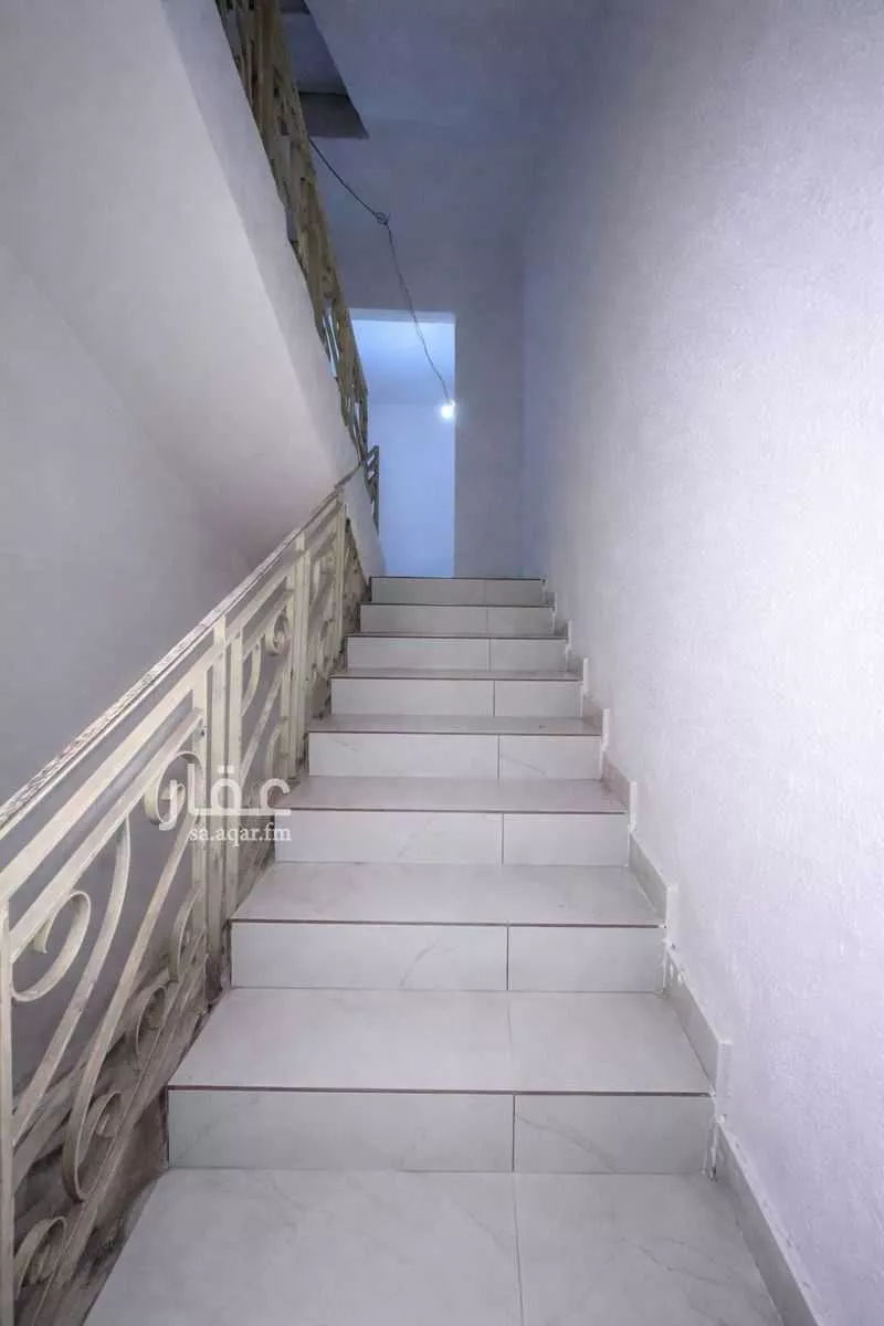 عمارة 352 م² في اليمامة 5