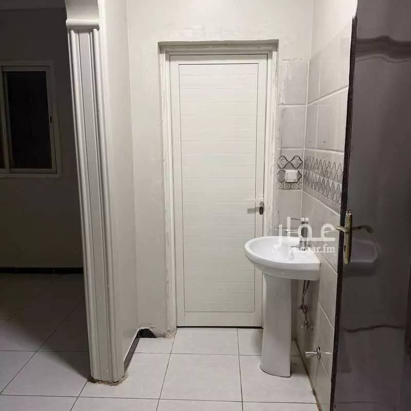 3 bedroom apartment in Al Janadriyah 2