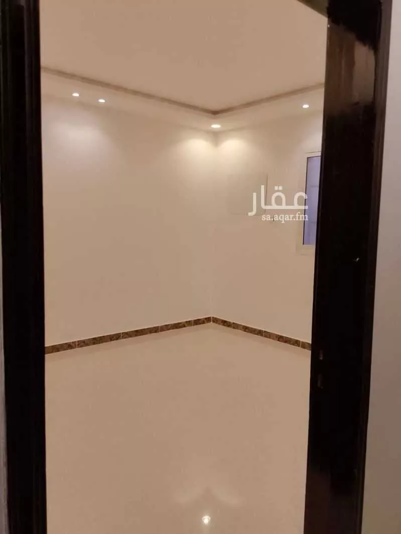 شقة 2 غرف في الرمال 5