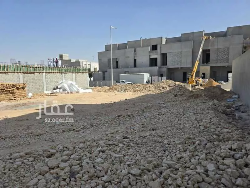 أرض 300 م² في الربوة 2