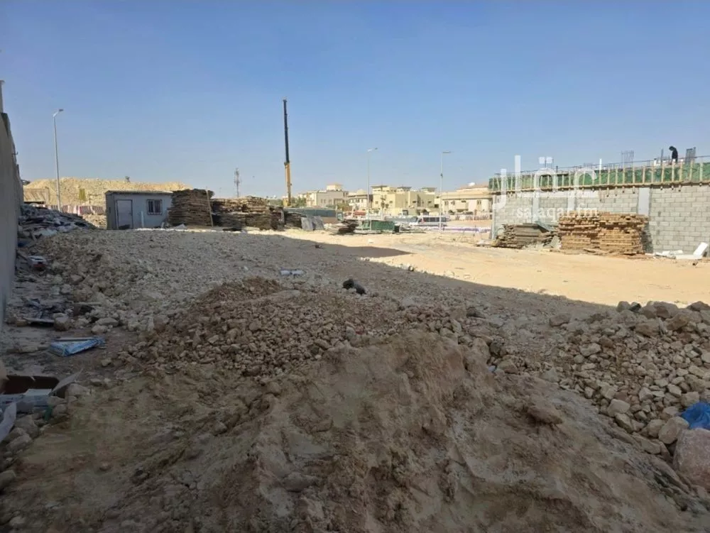 أرض 300 م² في الربوة 3