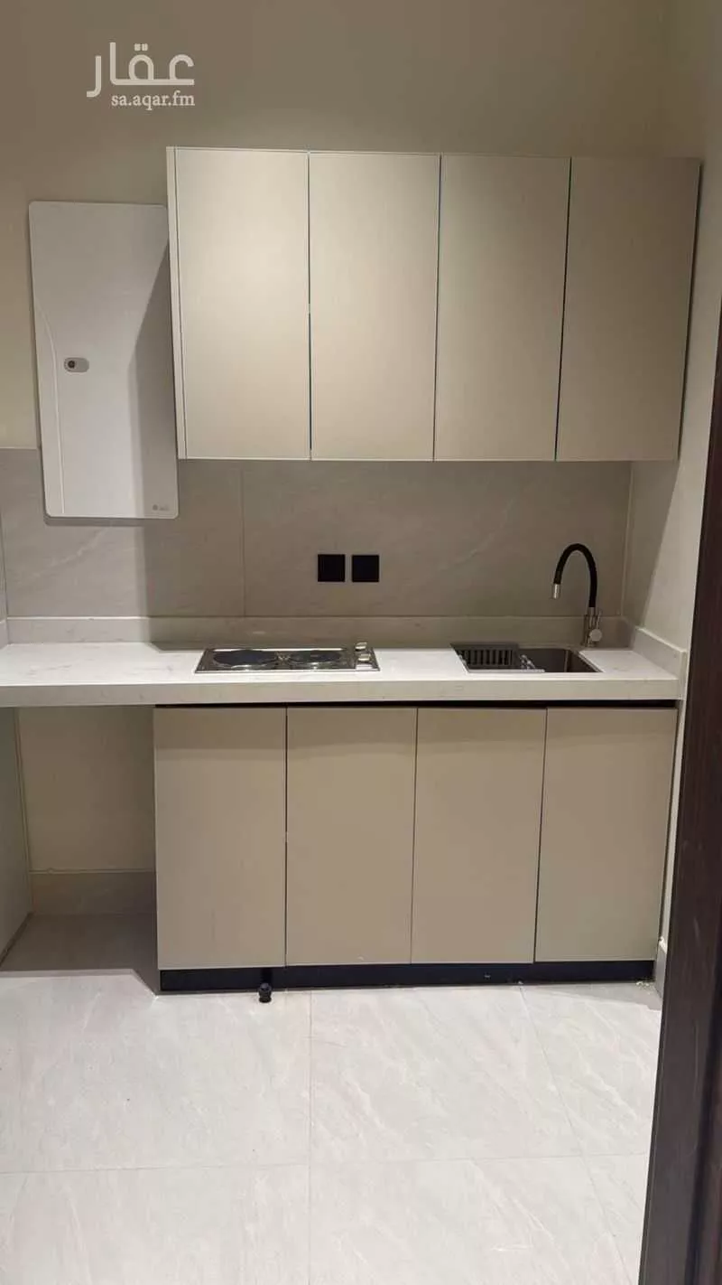 1 bedroom floor in Al Qairawan 5