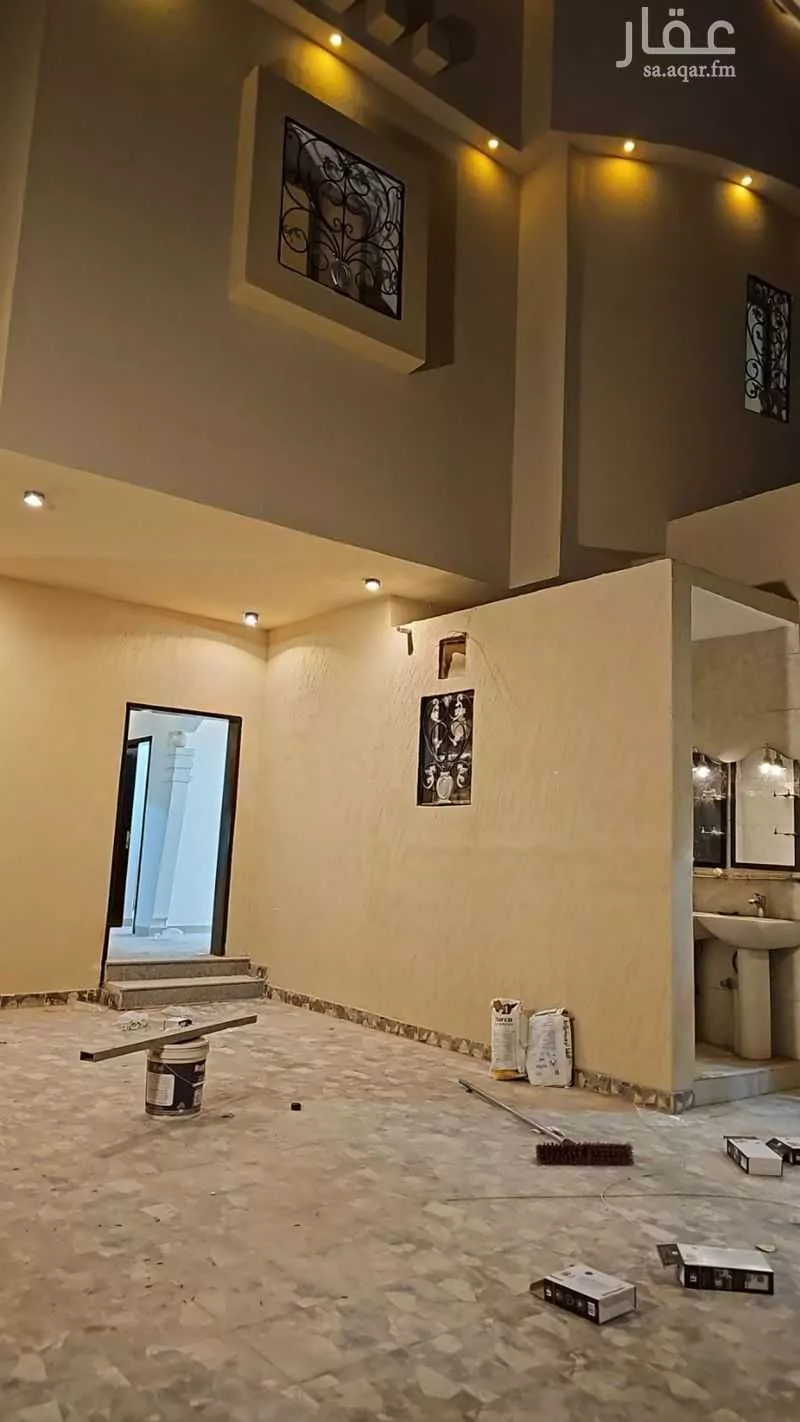 فيلا 24 غرف في عكاظ 1