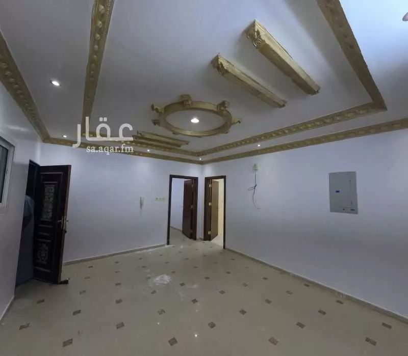 6 bedroom floor in Badr 4