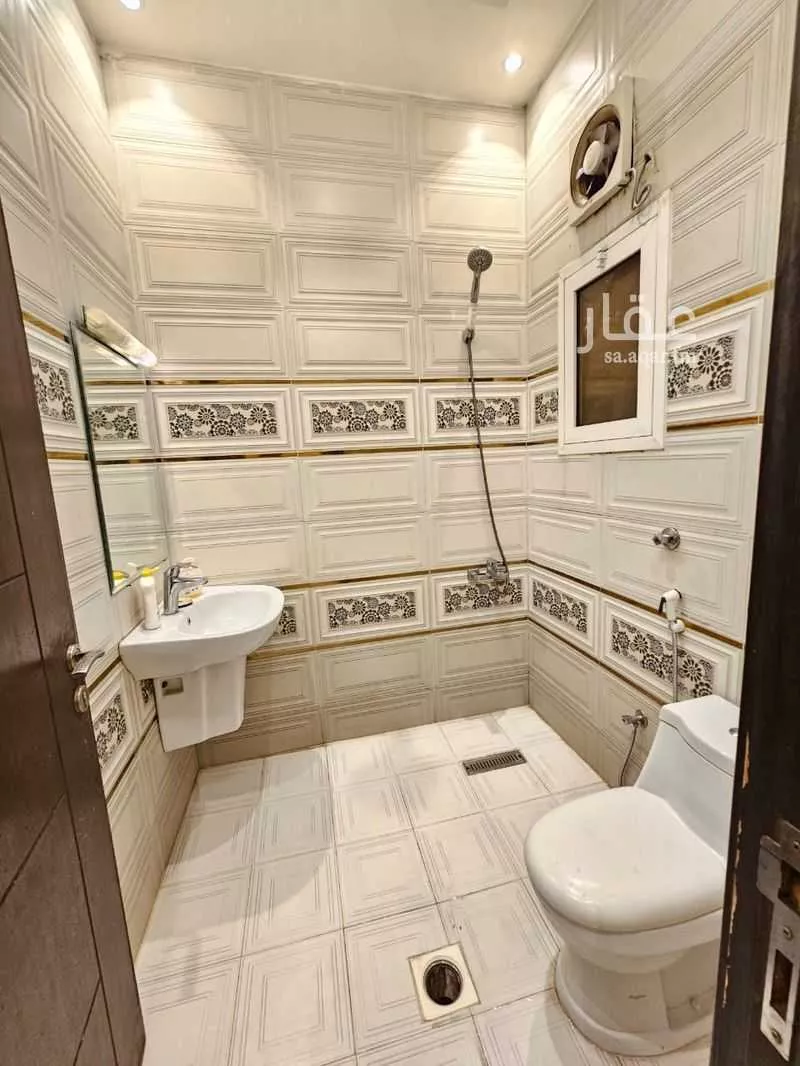4 bedroom apartment in Al Adl, Jeddah 11