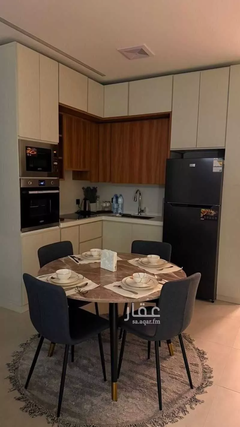 شقة 4 غرف في الصدفة 3