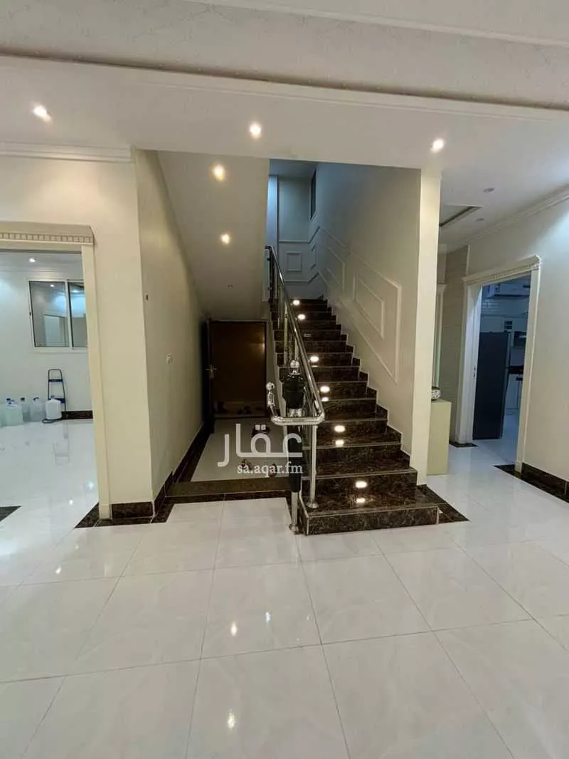 فيلا 7 غرف في طويق 3