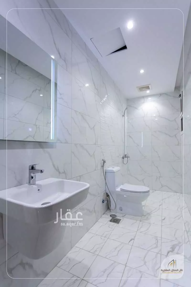 5 bedroom apartment in Al Hamdaniyah, Jeddah 21