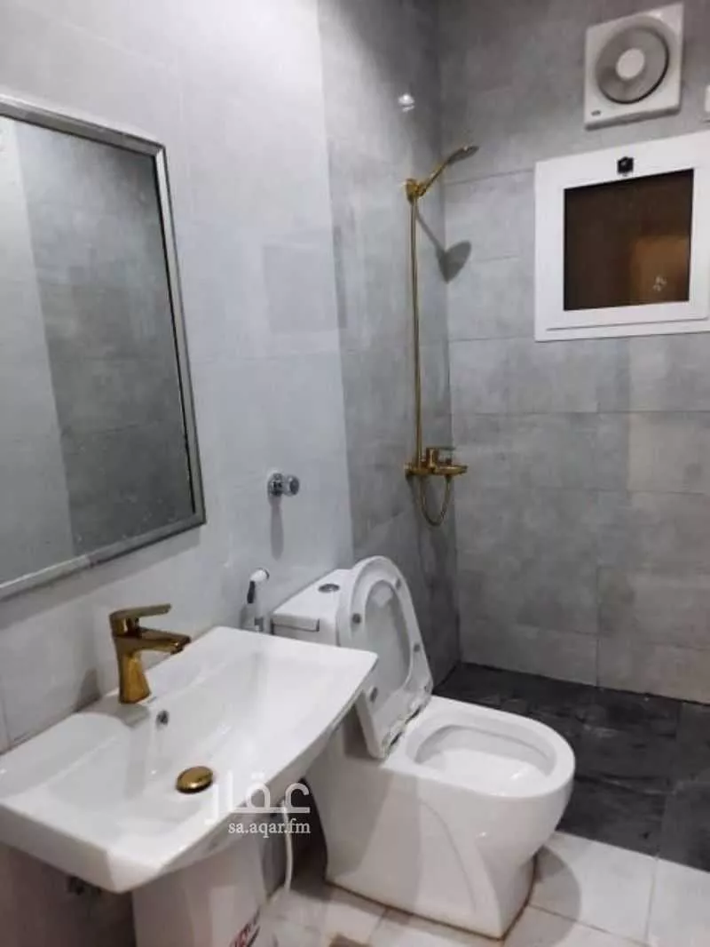 2 bedroom apartment in Ar Rayan, Jeddah 4