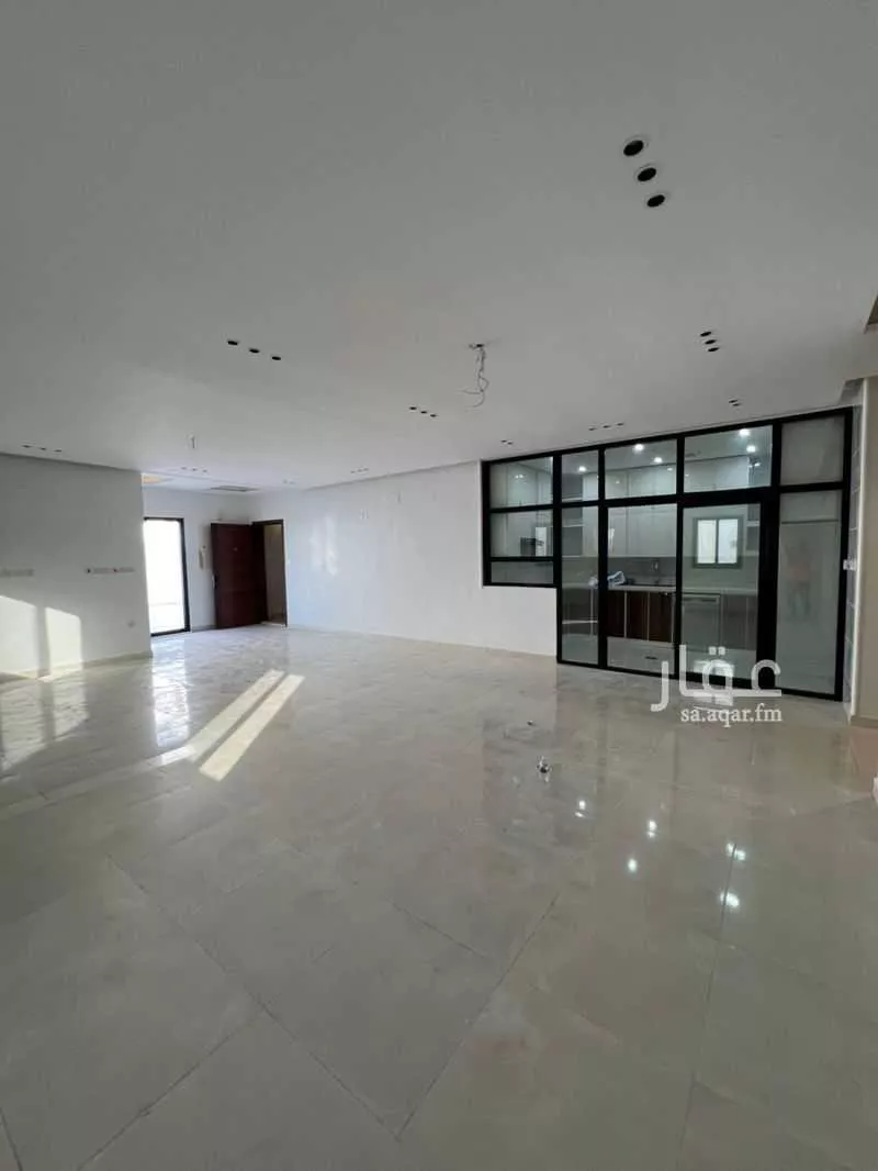 فيلا 4 غرف في الصوارى 5