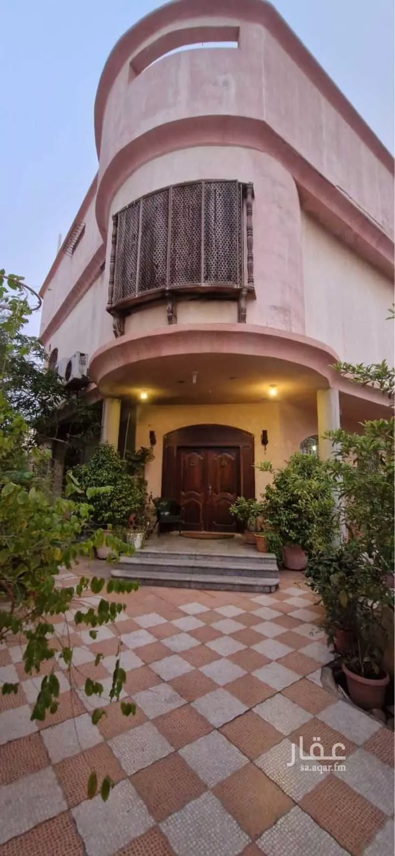 فيلا 14 غرف في المرجان 1