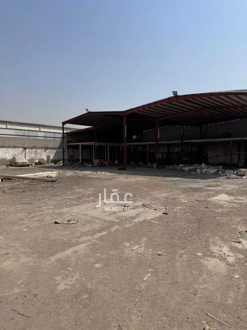 أرض 2499 م² في المتنزهات 2