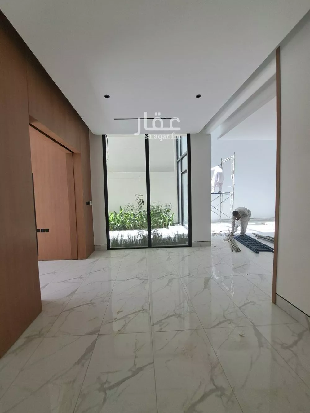 فيلا 5 غرف في النرجس 4