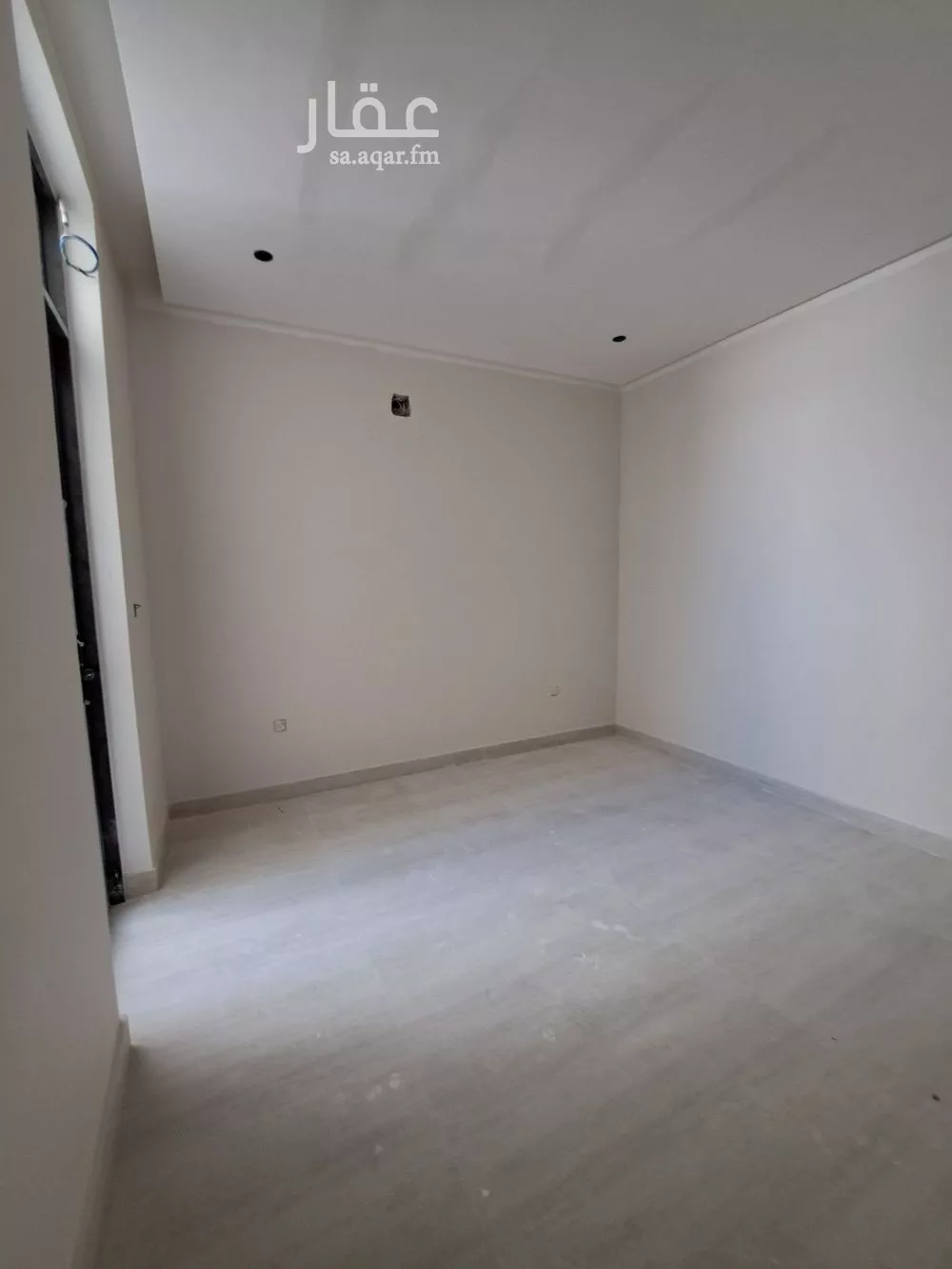 فيلا 5 غرف في النرجس 4