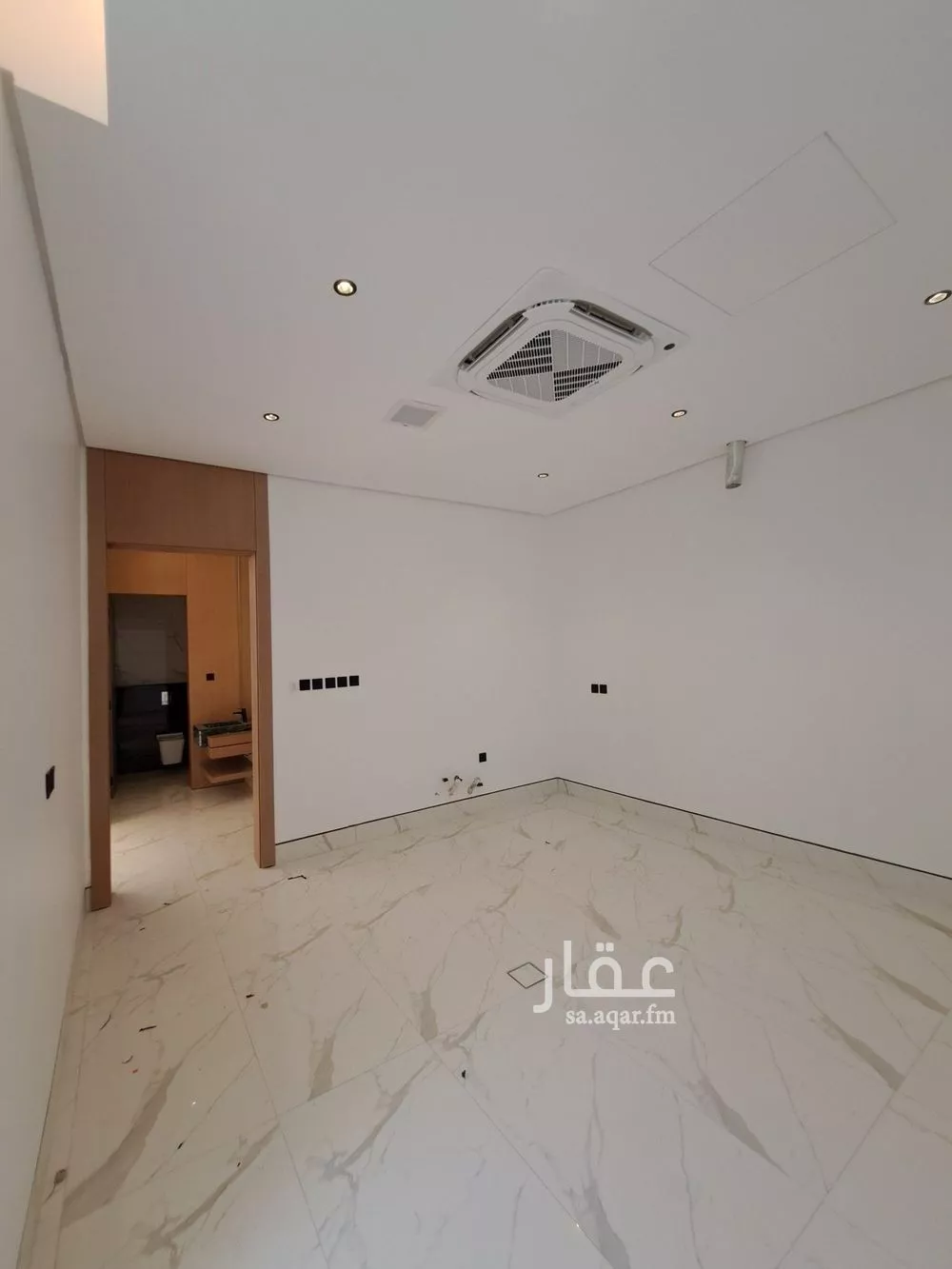 دور 4 غرف في النرجس 2