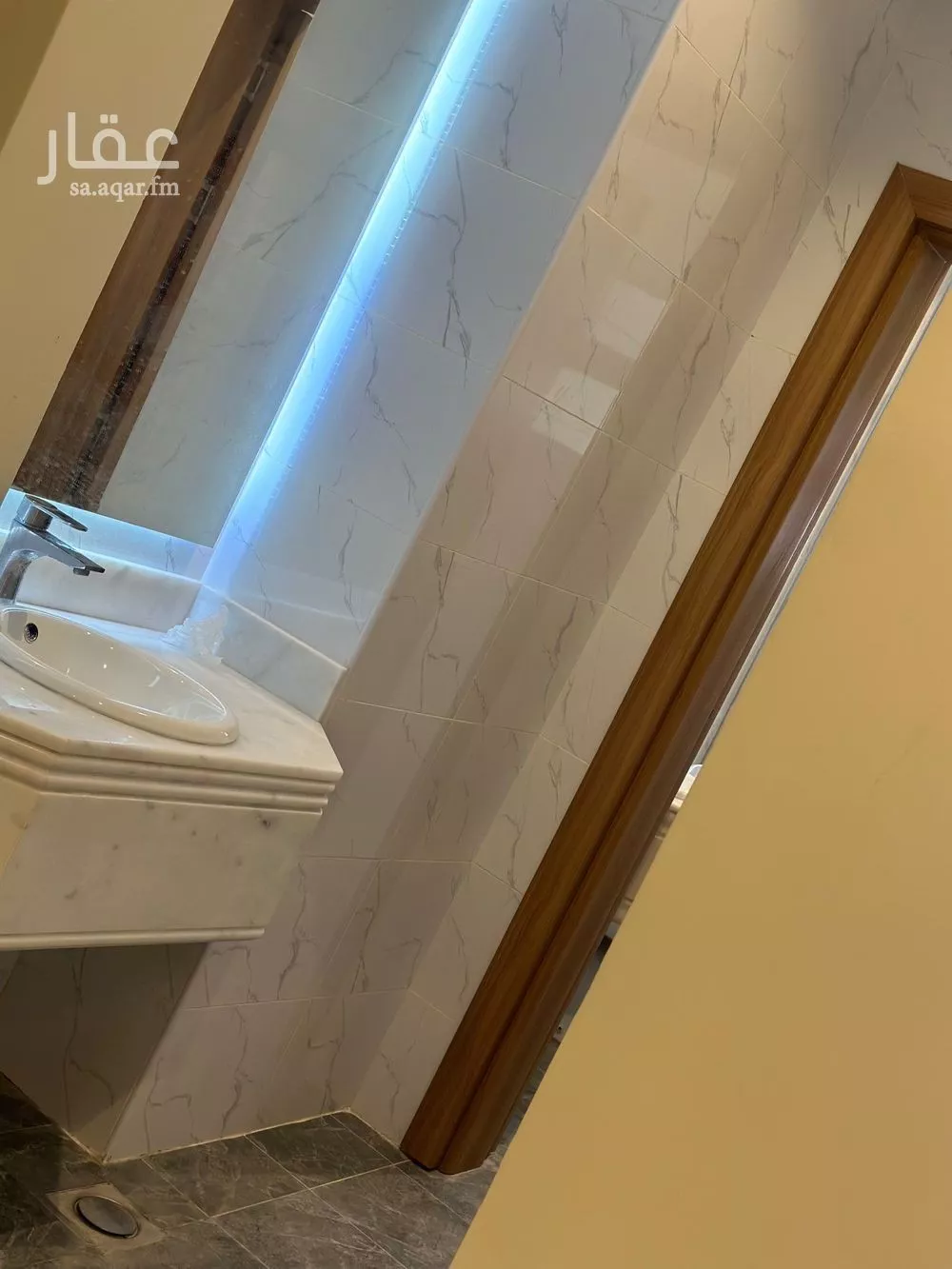 100 bedroom building in Al Rawabi, Eastern Province 14