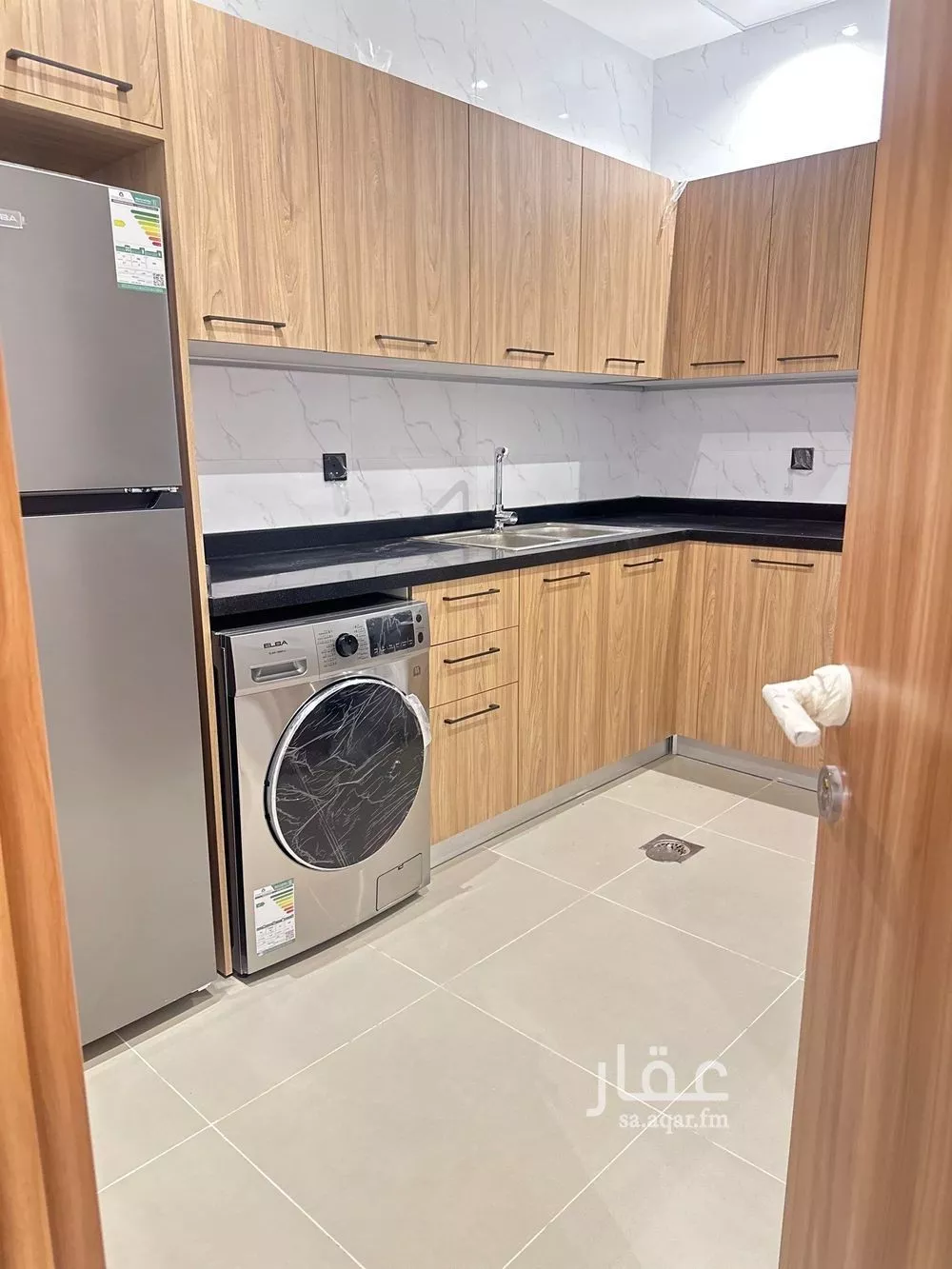 عمارة 1152 م² في الروابي 3