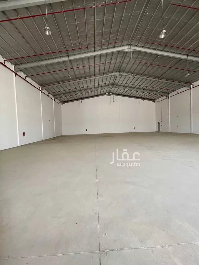1200 sqm warehouse in Taibah 5