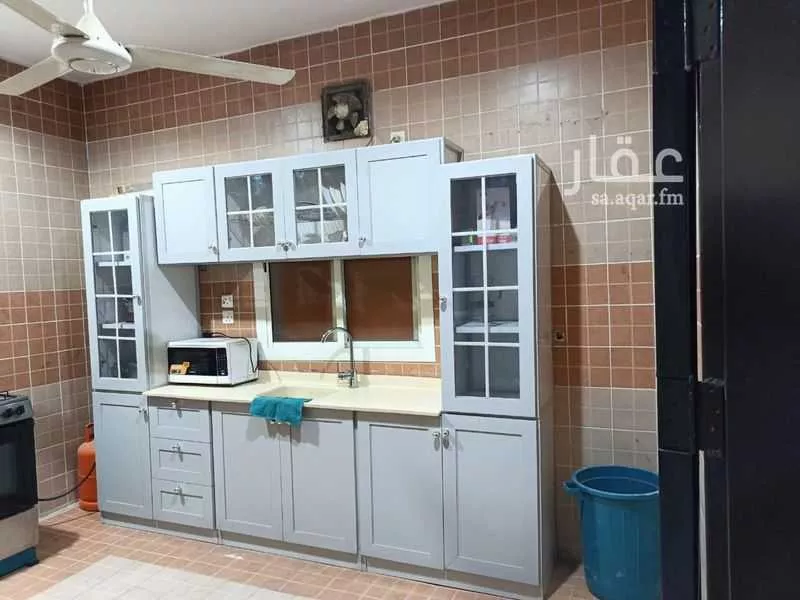 عمارة 347 م² في الزهراء 2