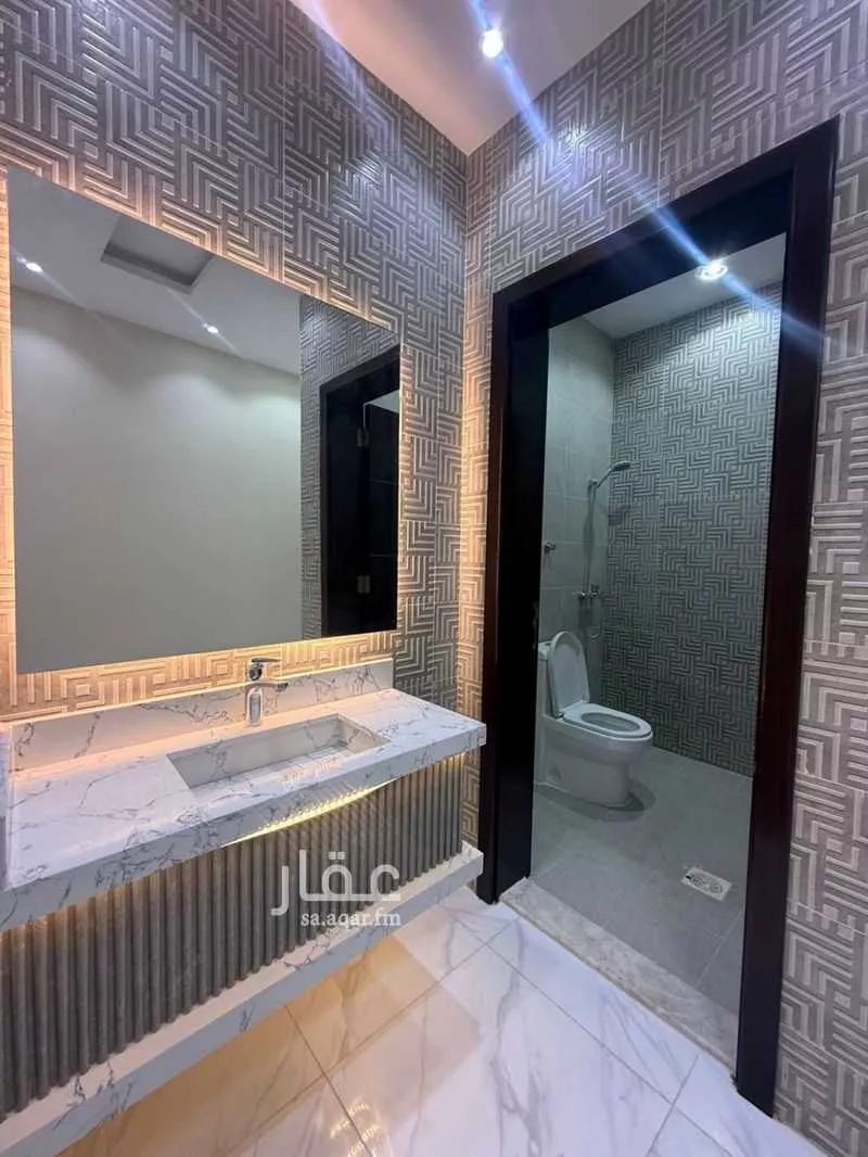 5 bedroom apartment in Muraykh 2