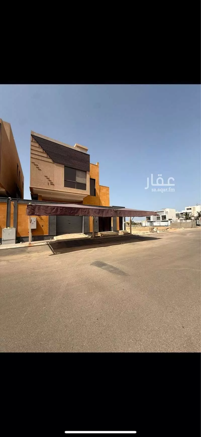 5 bedroom villa in Al Amwaj 1