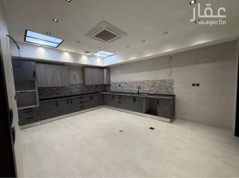 4 bedroom villa in Al Shiraa, Jeddah 8