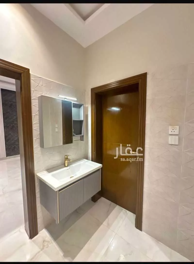 عمارة 595 م² في الزمرد 4