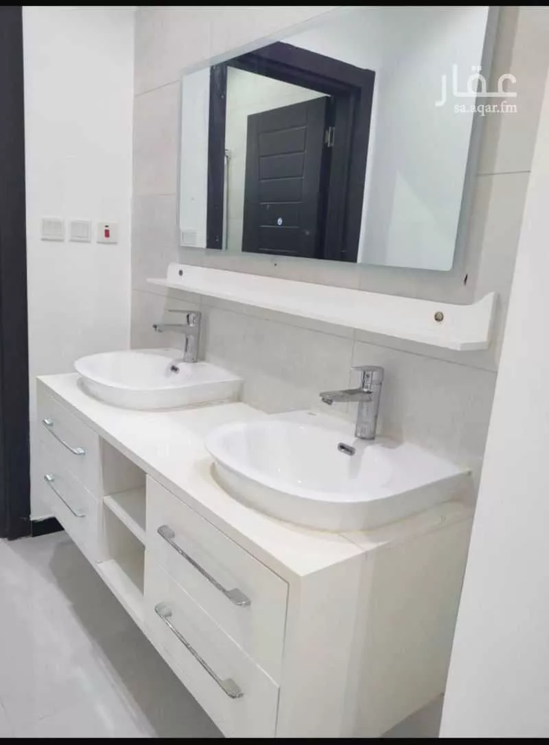 شقة 5 غرف في الصوارى 2