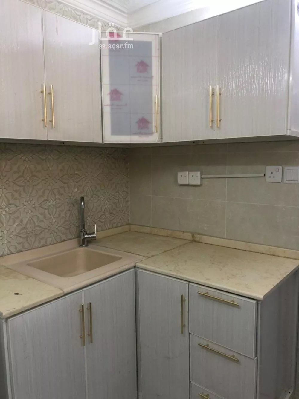 شقة 2 غرف في السكة الحديدية 5