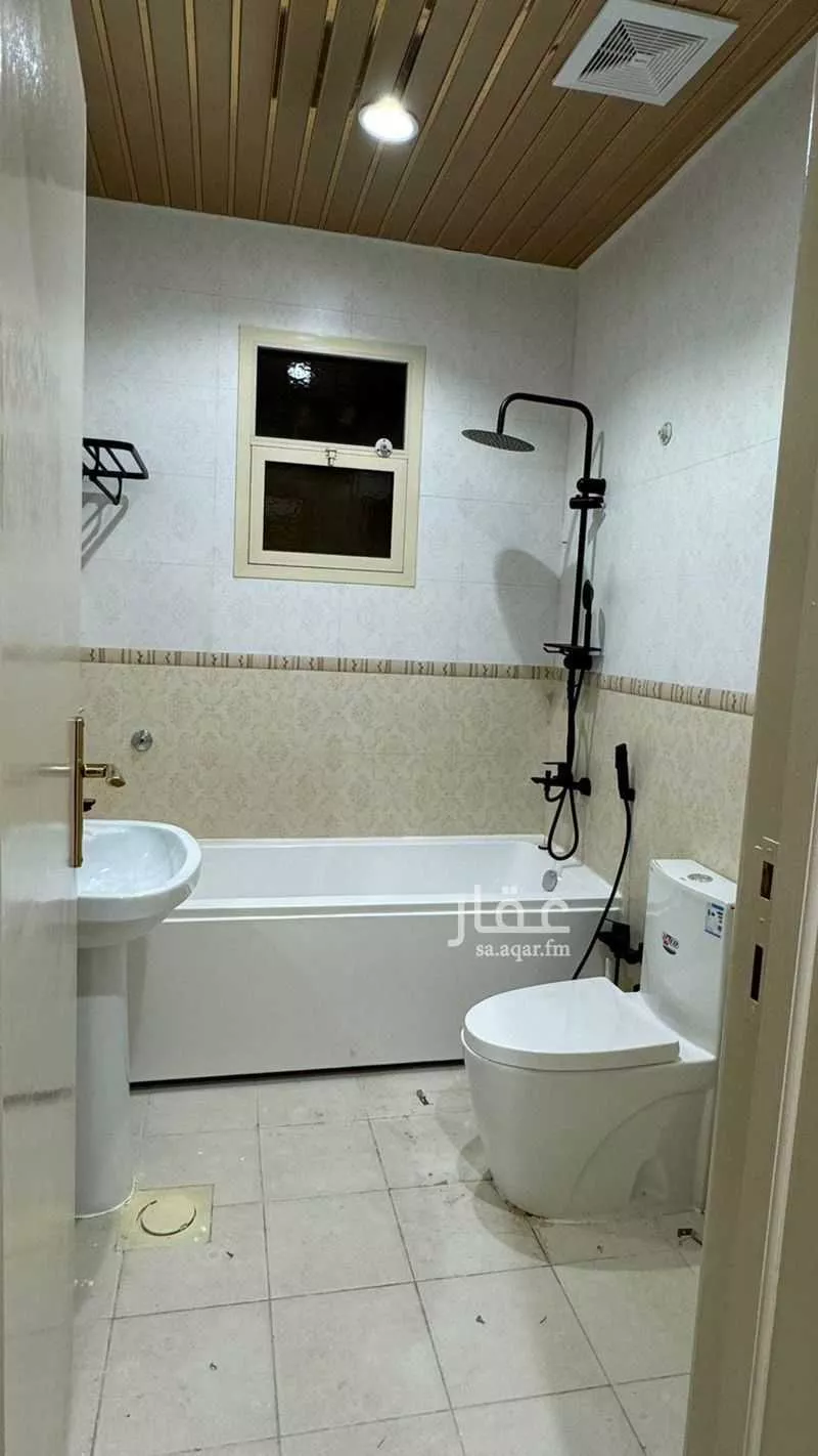 4 bedroom apartment in Laban, Riyadh 8