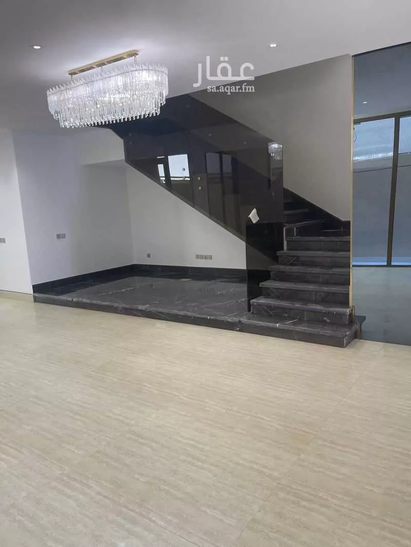 5 bedroom villa in Al Narjis 3