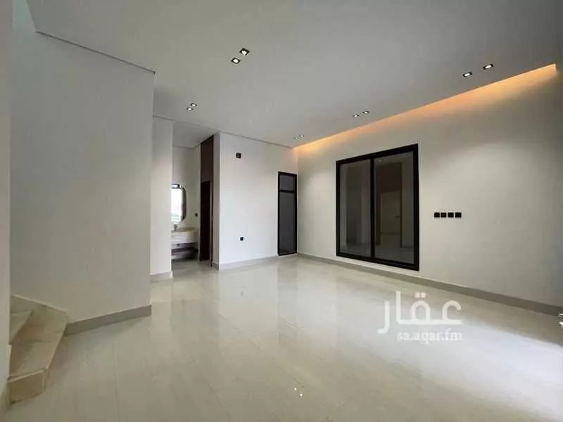 فيلا 6 غرف في الجنادرية 3