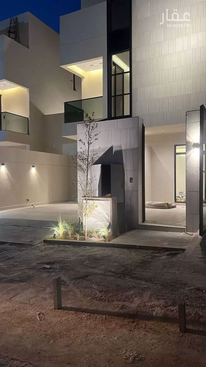 6 bedroom floor in Ash Sharq 4