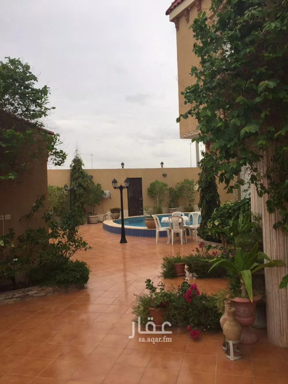 فيلا 9 غرف في الاصالة 3