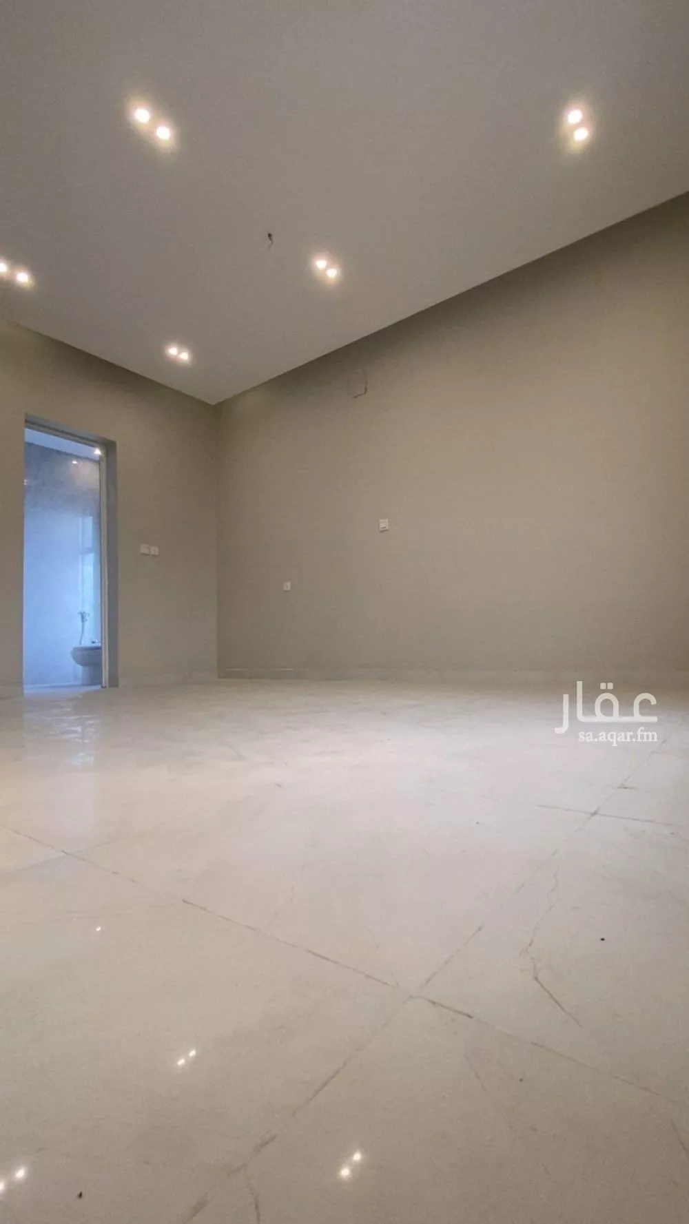 3 bedroom villa in Al Amwaj, Eastern Province 26