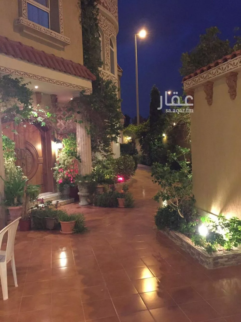 فيلا 9 غرف في الاصالة 4