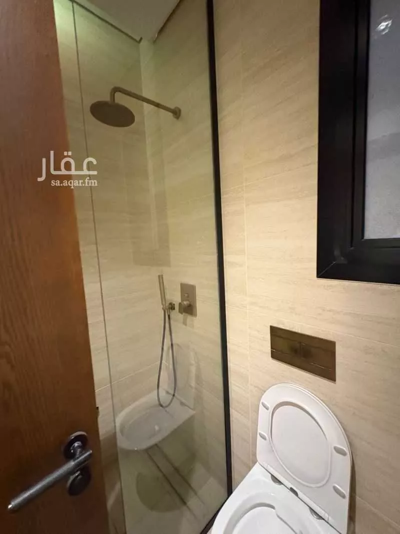 شقة 4 غرف في الملقا 5