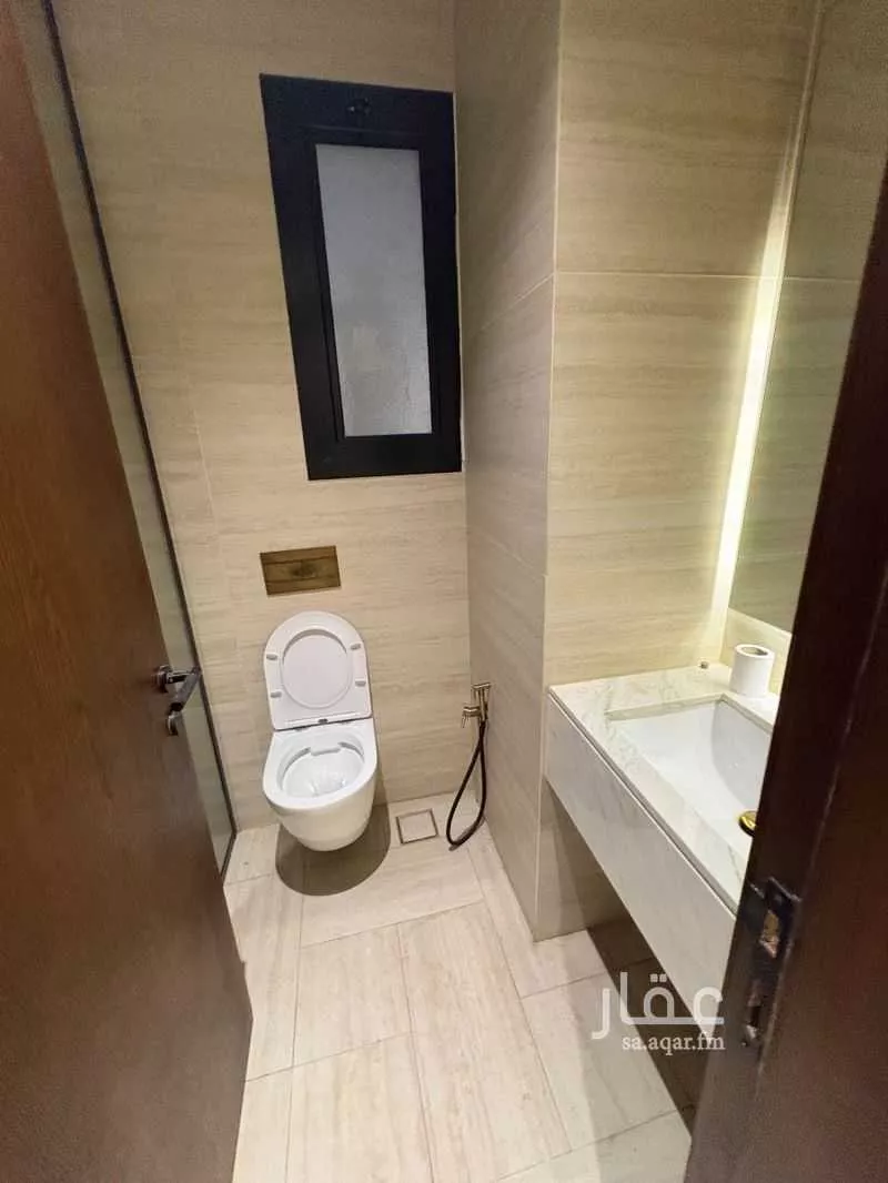 شقة 4 غرف في الملقا 4