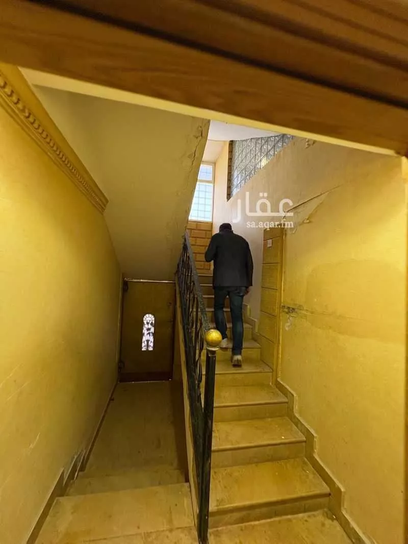 8 bedroom villa in Al Wurud, Riyadh 15