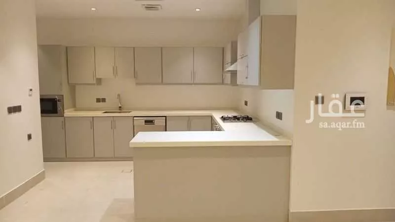 4 bedroom floor in Al Olaya 5