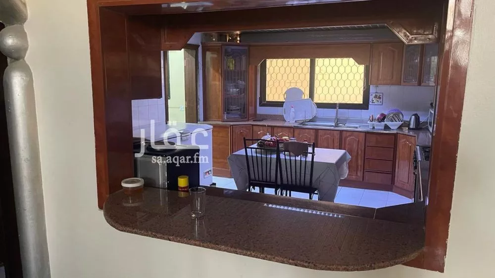 شقة 15 غرف في الزهرة 4